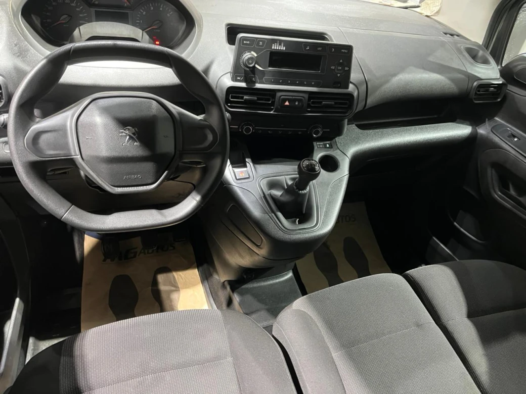imagen 0 de vehiculo con id 2200